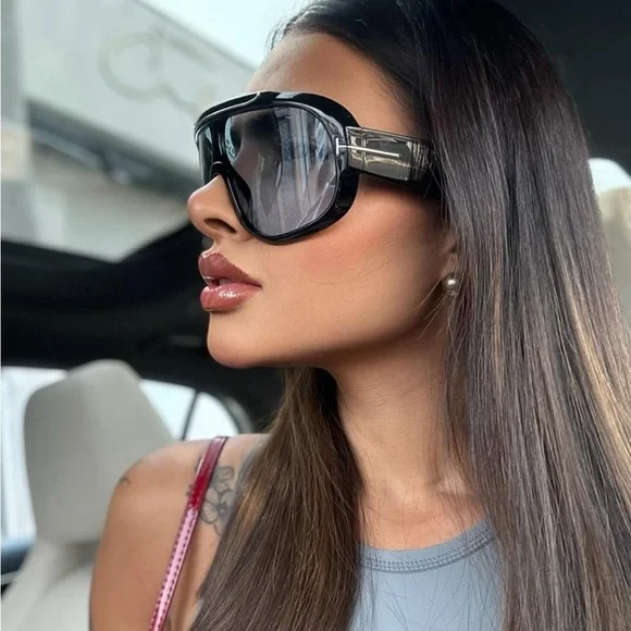 💯- New Authentic TOM FORD SUNGLASSES TOM FORD RELLEN FT1093 01V - Picture 3 of 15